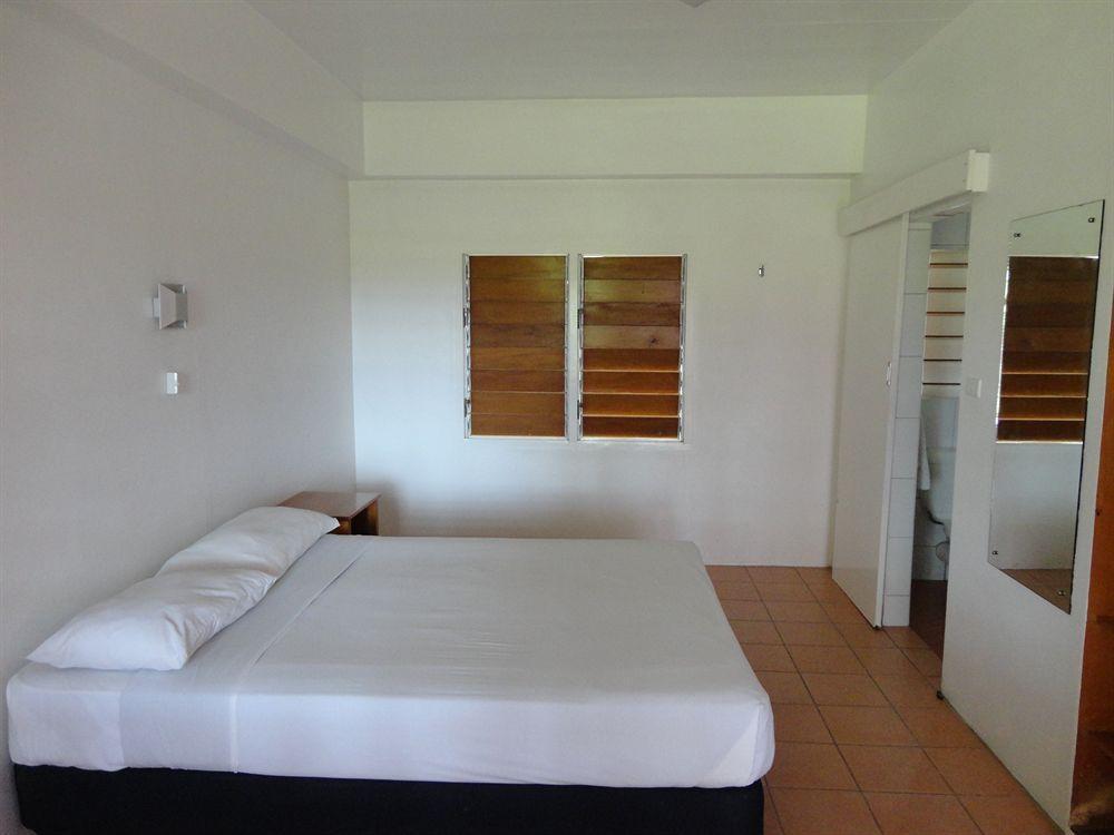 Beachside Resort Nadi Exterior photo